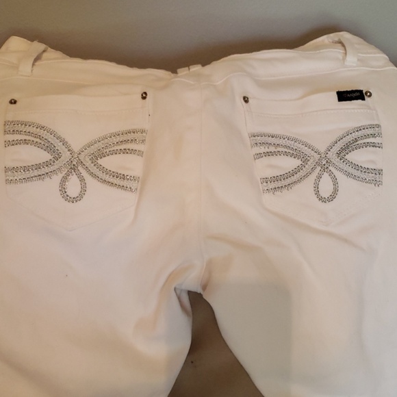 Jeans - Picture 2 of 2